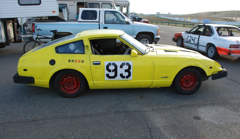 Illustration for article titled 24 Hours Of LeMons Arse Freeze-A-Palooza Über Gallery: Awesome Datsuns, Driven Nissans